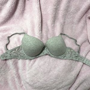 Hollister Lightly Lined Demi Bra